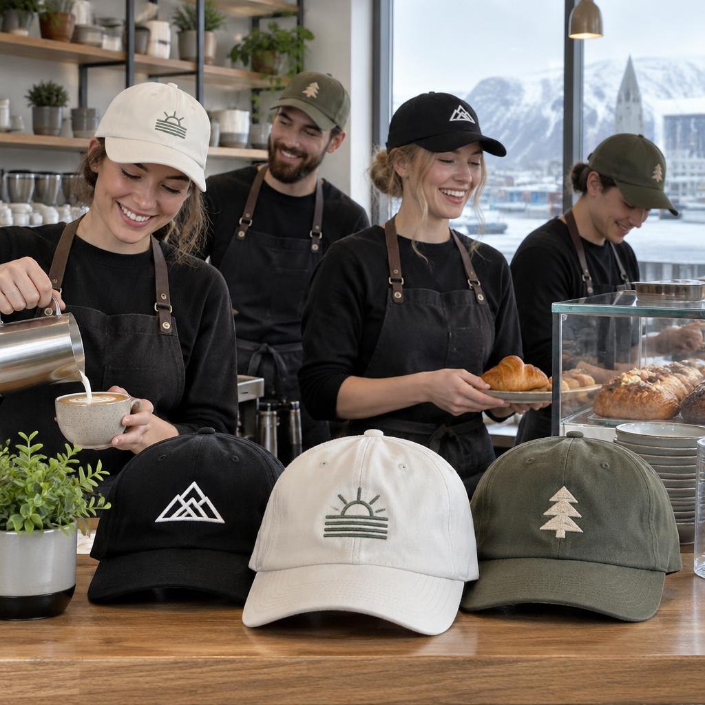 Útsaumuð derhúfa / Embroidered cap